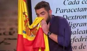 Buenas tardes amigos.
Esta tarde me ha dado la vena escritora criticona y me voy a lanzar a ello.
Hace 30