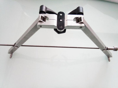 Bipode para carabina mini f class, ligero. 00