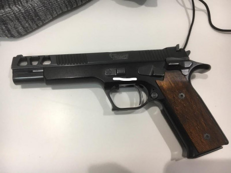 Pues como dice el anuncio se vende pistola pardini gt9 6", no es mia sino de un buen amigo que no 01