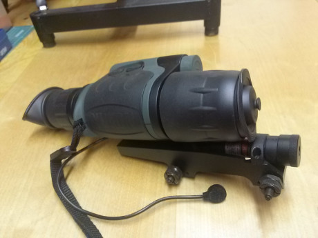 Importado hace años y nunca montado/utilizado.
Verificado tanto él como el laser que con sus pilas colocadas 00