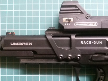 Marca UMAREX
Pistola a CO2
Calibre 4,5 BOLA

 VENDO POR 100€ 
 REDUZCO EL PRECIO A 75€
 

Incluiría 6 02