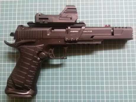 Marca UMAREX
Pistola a CO2
Calibre 4,5 BOLA

 VENDO POR 100€ 
 REDUZCO EL PRECIO A 75€
 

Incluiría 6 00