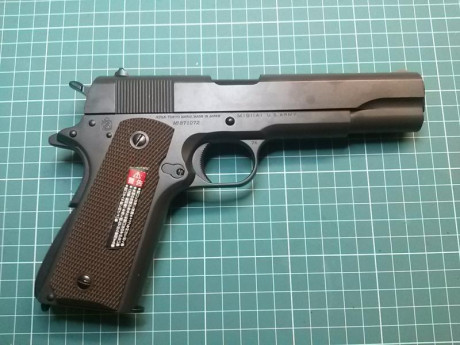Marca TOKYO-MARUI
Pistola a GAS
Calibre 6mm BB

 VENDO POR 100€ 





Estado de uso normal.
Sin marcas 01