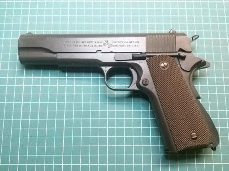 Marca TOKYO-MARUI
Pistola a GAS
Calibre 6mm BB

 VENDO POR 100€ 





Estado de uso normal.
Sin marcas 00