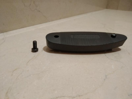 Buenas compañeros, pongo a la venta la HW97 BLACK, no hace falta muchos comentarios sobre ella. Además 21