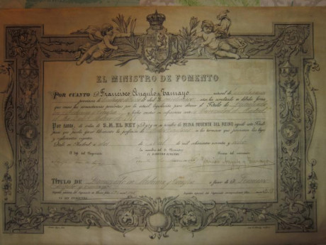  EN RECUERDO Y HOMENAJE A LOS QUE YA NO ESTÁN. 

Si pones en  GOOGLE    PASAPORTES EN LA MEMORIA   da 21