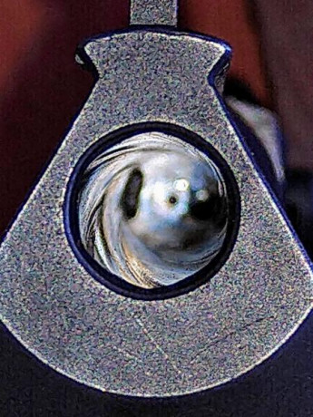 Pistola Desert Eagle del calibre 44 Magnum, poco uso y muy cuidada.  Maletin, libro de instrucciones, 01