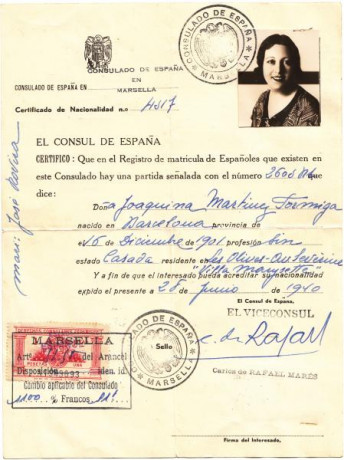  EN RECUERDO Y HOMENAJE A LOS QUE YA NO ESTÁN. 

Si pones en  GOOGLE    PASAPORTES EN LA MEMORIA   da 70