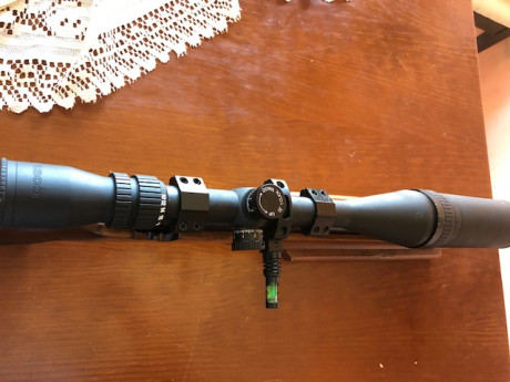 Buenas tardes!
Vendo carabina Anschütz 64, customizada para Bench Rest 50/100. Visor Tasco 10-40 x 60.
Cargador 00