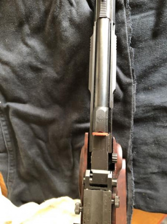 RESERVADA.

Vendo pistola Feinwerkbau aw93, calibre .22. muy buen estado en general. 
Incluye dos cargadores. 00