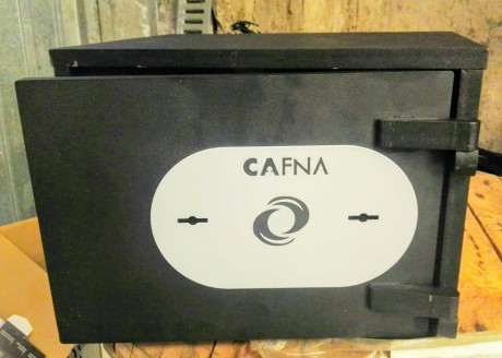 Armero grado 3 para tres armas cortas.
UNE-EN 1143-1-98
https://www.armas.es/foros/viewtopic.php?f=96&t=1091137
Esta 10