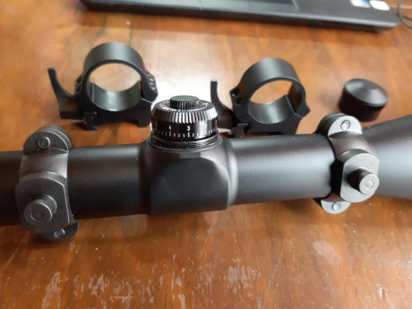 Vendo visor Weaver V16 de 4x16x42 objetivo ajustable, tubo de pulgada. Retícula croshair dot. Fabricado 01