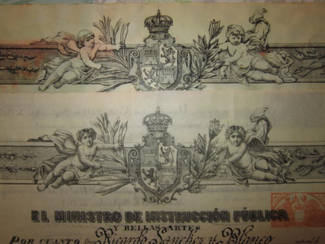  EN RECUERDO Y HOMENAJE A LOS QUE YA NO ESTÁN. 

Si pones en  GOOGLE    PASAPORTES EN LA MEMORIA   da 20
