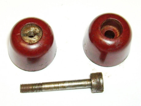Busco un tirador del cerrojo original para un fusil suizo Schmidt Rubin , el mio se ha partido en 3 pedazos 00