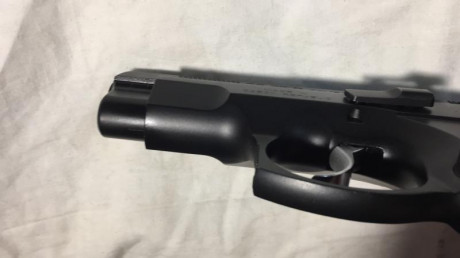 Muy buenos días compañeros 
Pongo a la venta prácticamente sin uso CZ75D COMPACT
Impecable. 20