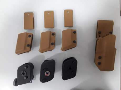 Buenas, se vende cinturón para IPSC, compuesto por cuatro portas, uno con iman, y funda, todos de kydex 130