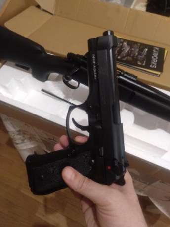 Hola compañeros soy nuevo en el foro mi nombre es Jorge,  pongo a la venta mi rifle de airsoft kjworks 00