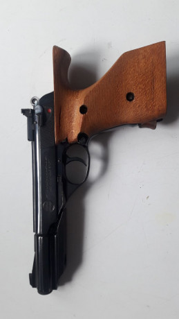 Hola, ando buscando una pistola del 22lr para un novatillo que sea con las tres B, no importa antiguedad 71