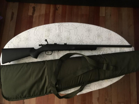 Pues eso, vendo una carabina marlin XT 22 Varmit. La compré a principios de año, fue guiada en Marzo. 00
