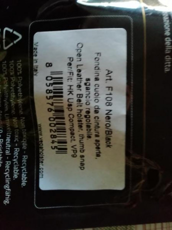 Se venden dos fundas vega holster a estrenar, posibilidad llevarlas abiertas o cerradas. 25 euros unidad, 00