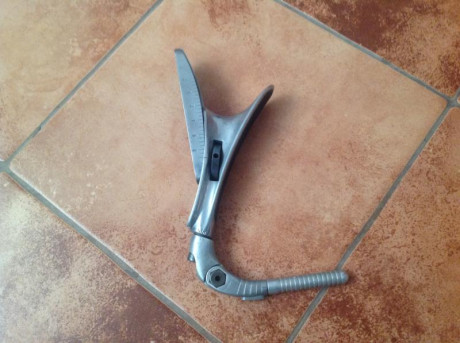 Vendo los siguientes accesorios para carabina match :

Rabera Anschutz 150€
Alza micrometrica ajustable 11