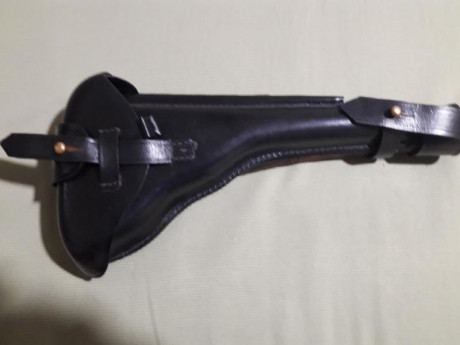 Replica de una funda para una luger de Artillería con culatin, sin apenas uso. Se venden nuevos sobre 01