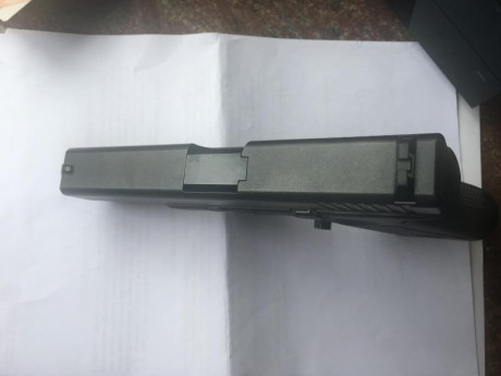  Vendo PISTOLA GLOCK 17 Gen3 Cal. 9x19 
La compre para hacer el curso de IPSC pero no le pille el gusto 30