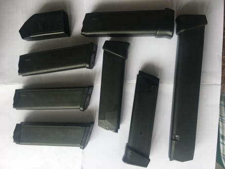  Vendo PISTOLA GLOCK 17 Gen3 Cal. 9x19 
La compre para hacer el curso de IPSC pero no le pille el gusto 60