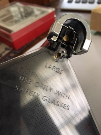 Recogiendo el trastero empiezan a salir cosas que no necesito. Como pone el título vendo los siguientes 11