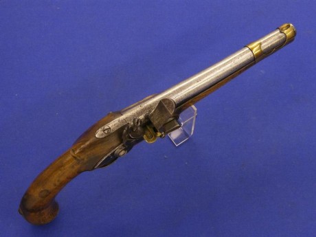 Voy a colocar unas fotos de un arma larga alemana de llave de mecha del siglo XVI. 22
