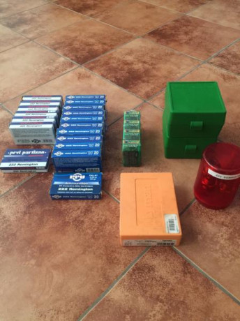 Por venta del arma vendo los siguientes accesorios de recarga.

Precio de todo el lote 195€ portes incluidos.

No 00