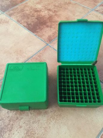 Por venta del arma vendo los siguientes accesorios de recarga.

Precio de todo el lote 195€ portes incluidos.

No 50