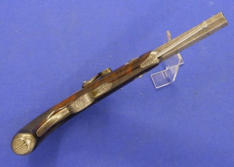 Voy a colocar unas fotos de un arma larga alemana de llave de mecha del siglo XVI. 60