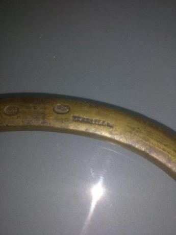 Hola buenas noches
Tengo un sable desde hace años, su antiguo dueño decía que era de la guerra de Cuba. 02