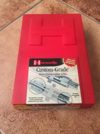 Por venta del arma vendo los siguientes accesorios para la recarga del calibre 6,5x55:

197 vainas lapua 22