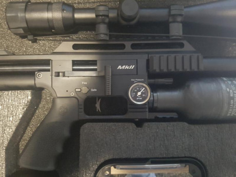 Vendo carabina de aire comprimido FX Impact .22 cal. 22 sin apenas uso y comprada hace 4 meses, por lo 01