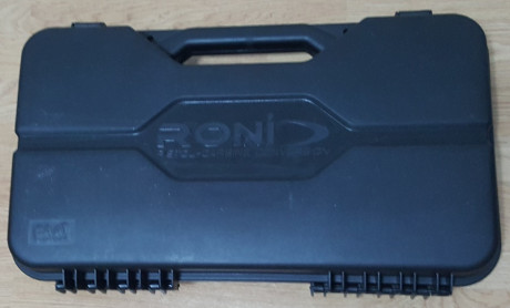    ***VENDIDO***

***El kit ha sido vendido, gracias a todos por el interés***  

Vendo Kit Roni válido 41