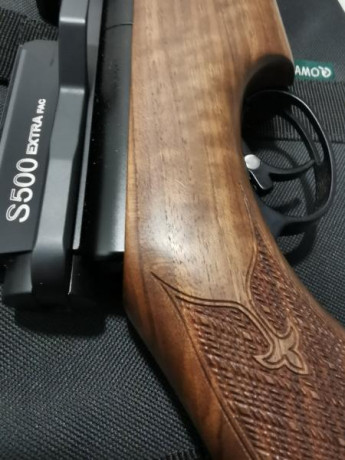 Preciosa y flamante AIR ARMS S500 4,5 versión nogal, funda gamo de regalo. Precio envío incluido por agencia 00