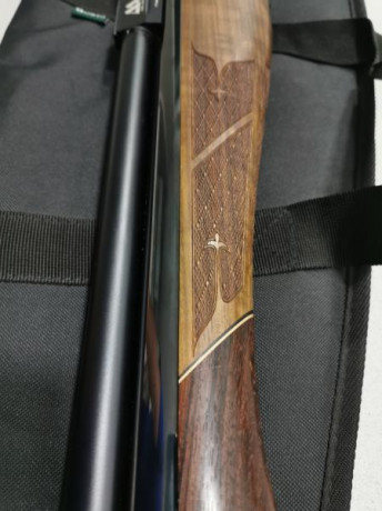 Preciosa y flamante AIR ARMS S500 4,5 versión nogal, funda gamo de regalo. Precio envío incluido por agencia 20