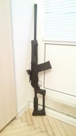 ya vuelven a tener la saiga 12 en izquierdo, y nueva a estrenar cuesta la friolera de 490€, unos cuantos 151
