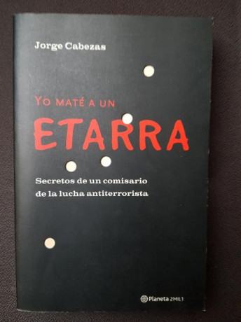 No sabía a qué hilo subir este tema. A lo largo de los años he ido coleccionando, además de cientos de 10