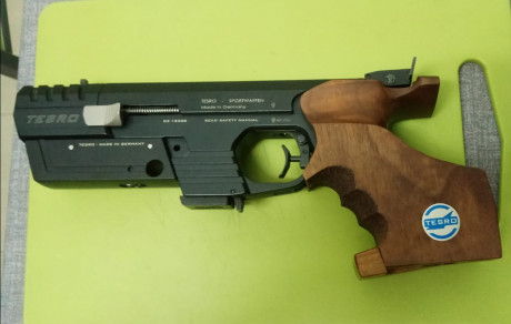Un compañero del club me pide que ponga a la venta una pistola marca Tesro TS22 / 3.La pistola se encuentra 02