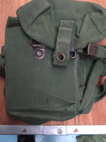 Vendo varios artículos relacionados con la legion, cartucheras de cuero cetme c muy deteriorada 3 euros, 10