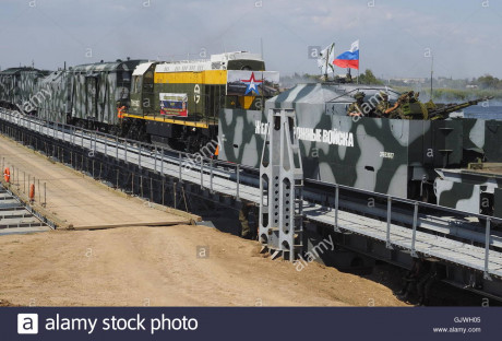 Hola:

Normalmente nos olvidamos de los ferrocarriles en la guerra.

Los alemanes hacia 1941 diseñaron 20