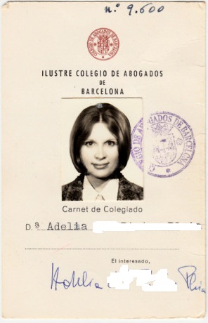  EN RECUERDO Y HOMENAJE A LOS QUE YA NO ESTÁN. 

Si pones en  GOOGLE    PASAPORTES EN LA MEMORIA   da 101