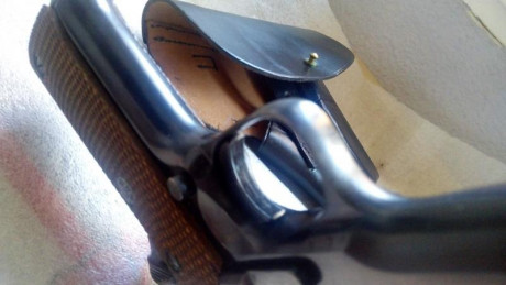 Llama modelo Especial, guiada como 38 Super Auto/ 9mm Largo.
Dispara sin problema alguno los dos calibres. 21