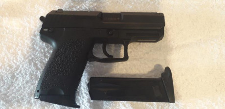 Se vende USP Compact, con no más de 100 disparos. Maletín y dos cargadores
Esta guiada en estos momentos 01