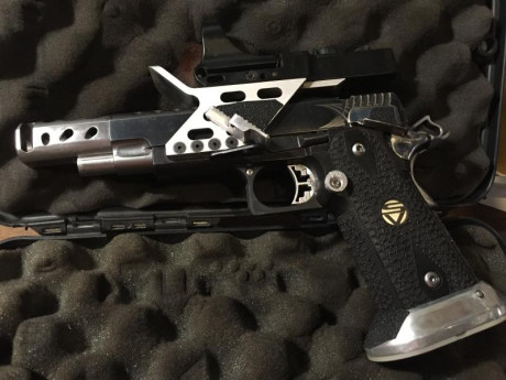 vendo pistola sti match master 
es del calibre 38 super y está preparada para competir en OPEN
se encuentra 01
