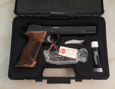 Hola amigos estoy interesado en comprar la mítica Sig P210 SuperTarget, la de 6" en calibre 9mm

Si 81