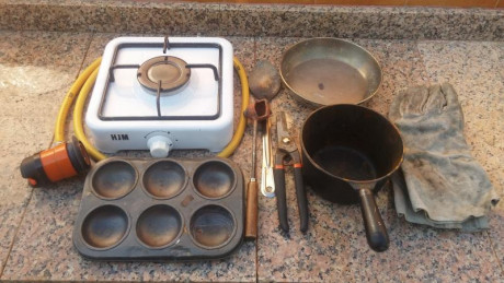 Vendo kit herramientas para fundir plomo y que consta de:
- Cocina de gas butano.
- Cuchara de fundir 00